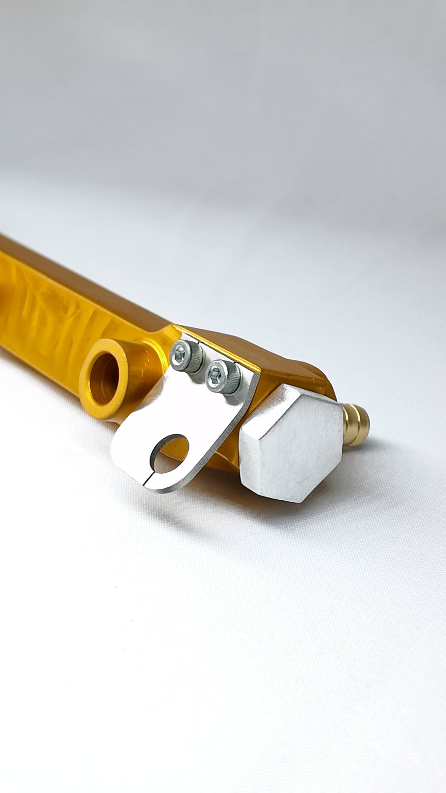2NR Fuel Rail